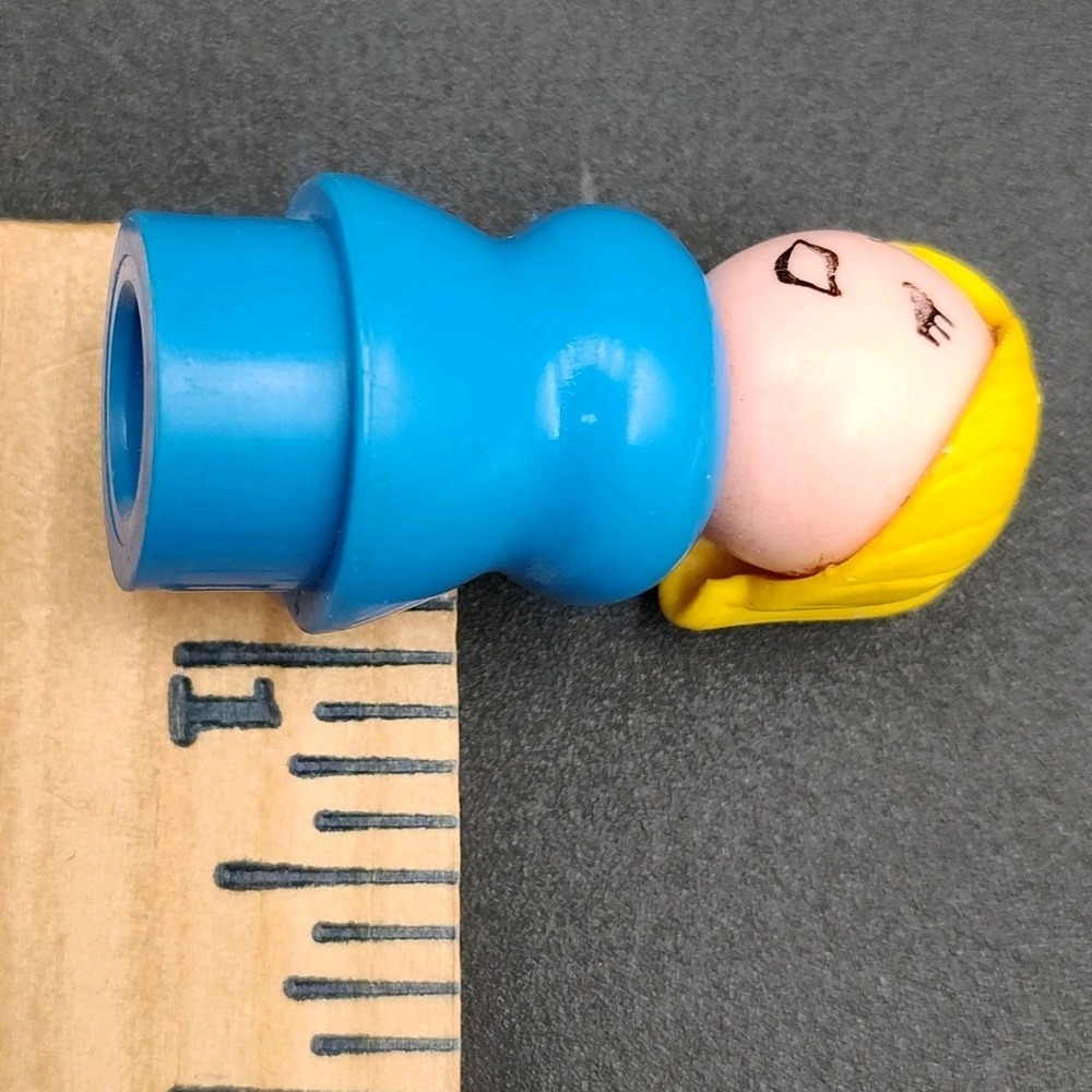 Set-4 Fisher Price Little People VTG Train Conductor Mom Boy Dog Collectabl📸👀 - Picture 14 of 16